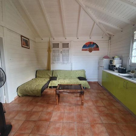 Bungalow Bassin Trouve Sainte-Anne  Exterior foto
