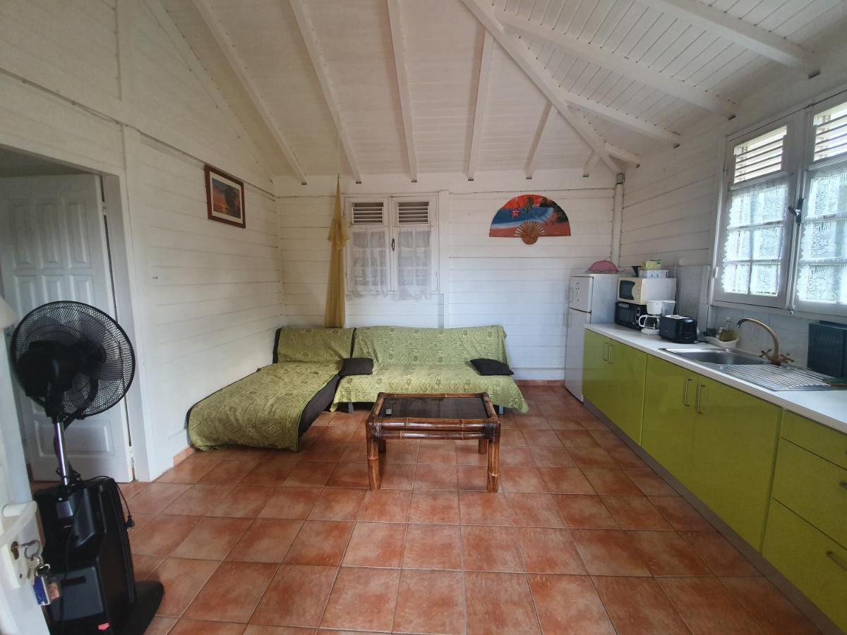 Bungalow Bassin Trouve Sainte-Anne  Exterior foto