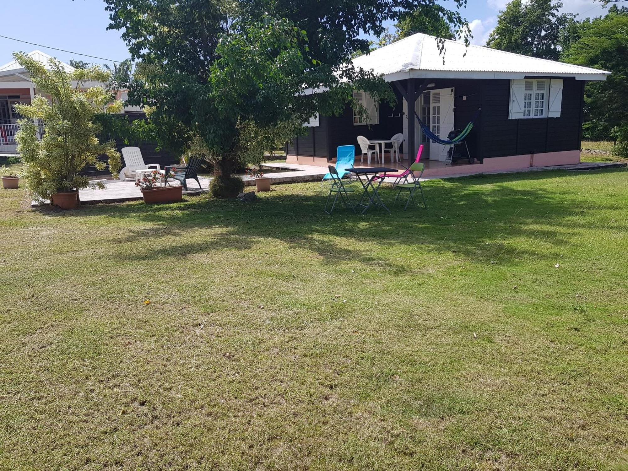 Bungalow Bassin Trouve Sainte-Anne  Exterior foto
